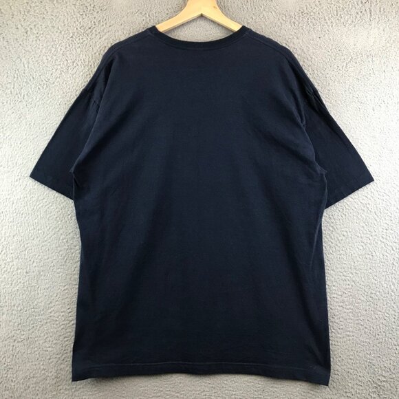 Disney Mickey Mouse Good Pal Here I Am Upside Down Pocket T shirt Size XL - Picture 3 of 11